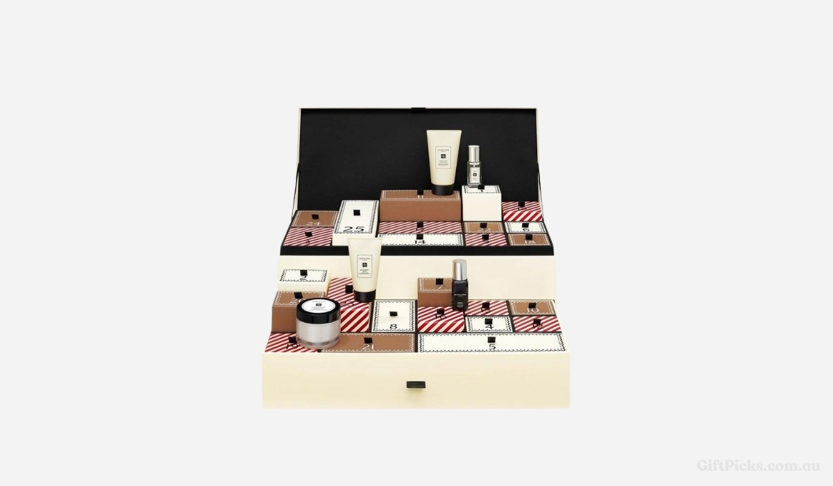 The Jo Malone Advent Calendar for 2023